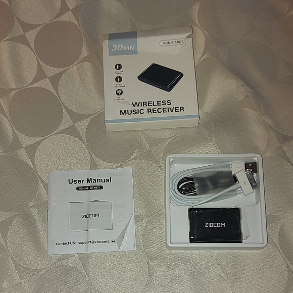 Ziocom Other - ZIOCOM 30 Pin Bluetooth Adapter for Bose Sounddock or Other Compatible Player